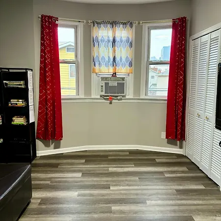 Iron Bound Gem Appartement